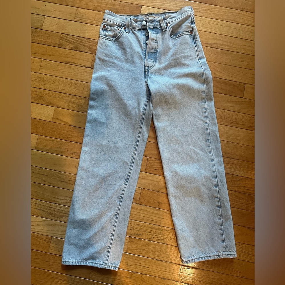 Levi’s high waisted jeans
